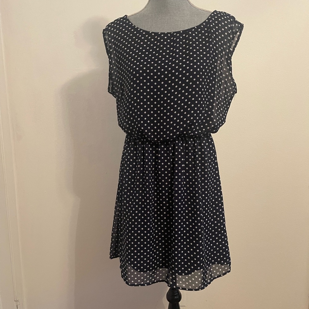 Rhapsody Black and White Sleeveless Mini Dress. Size M